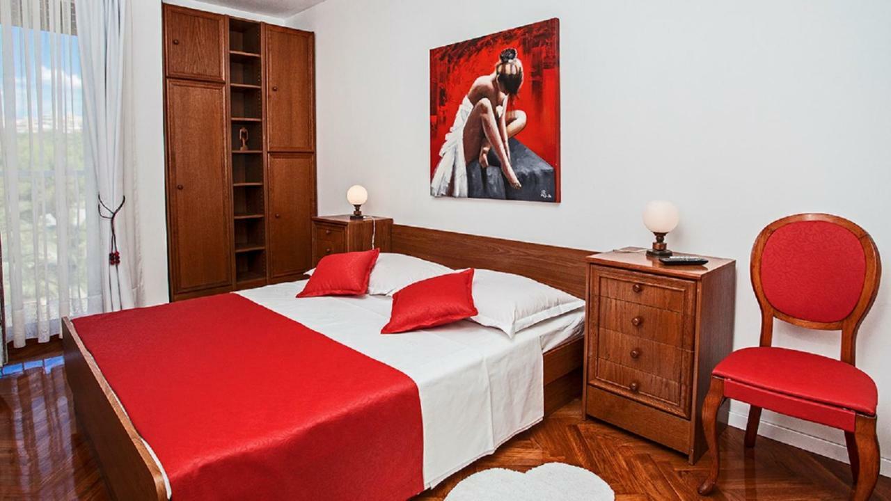 Apartment Milana - Cozy Stay With Free Parking Split Exteriör bild